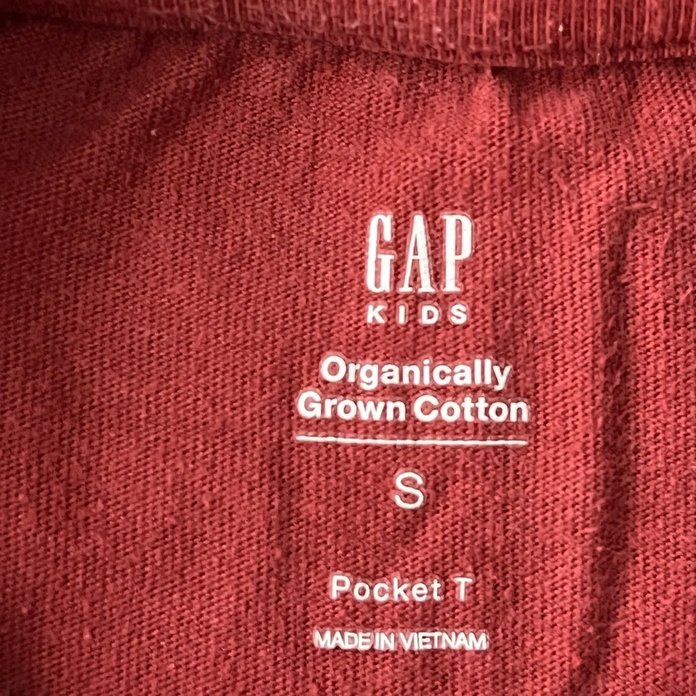 Gap kids organically grown cotton boys pocket T shirt size S